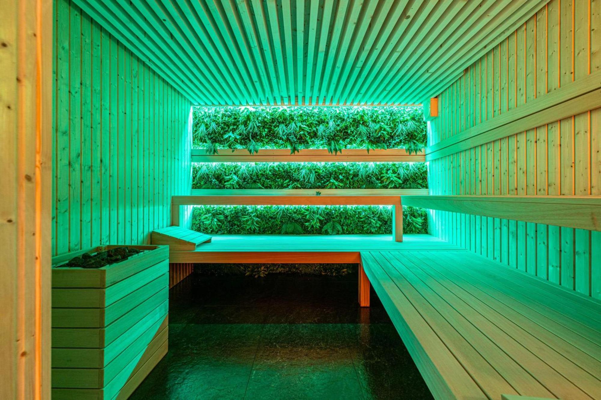 Goralski Resort Pool & Spa ビャウカ エクステリア 写真